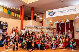 Las niñas y niños, protagonistas en la fiesta de clausura del curso de verano de la Universidad Popular