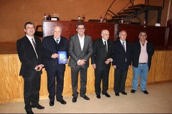 FRANCISCO Gª RIVERO PRESENTA EL LIBRO 'ALCALÁ DE GUADARÍA EN MI RECUERDO'