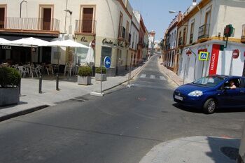 COMIENZAN LAS OBRAS DE SANEAMIENTO Y  REURBANIZACIÓN DE LA CALLE HERRERO