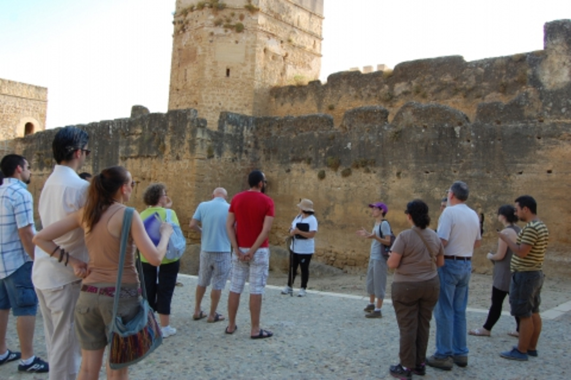 NUEVA RUTA GUIADA DEL PLAN URBAN POR EL BARRIO DE SAN MIGUEL Y EL CASTILLO DE ALCALÁ EL 1 DE AGOSTO