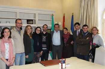 LA BIBLIOTECA SE CONSOLIDA  COMO REFERENTE CULTURAL Y EDUCATIVO