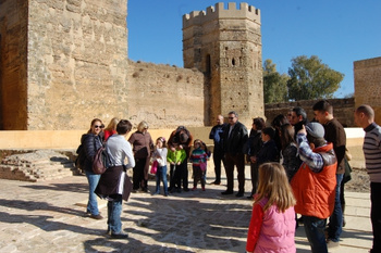 EL CASTILLO Y LAS RIBERAS ENSEÑAN SU HISTORIA EN VISITAS TURÍSTICAS