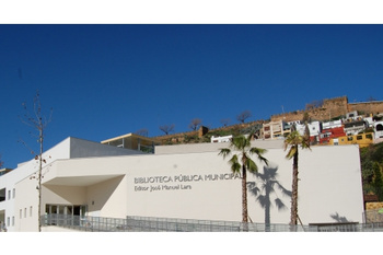 EL AYUNTAMIENTO CONSOLIDA EL CARÁCTER EDUCATIVO Y DE ENCUENTRO SOCIOCULTURAL DE LA BIBLIOTECA