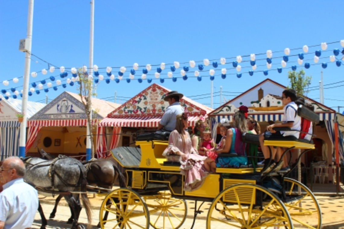 NOTA DE SERVICIO. FERIA 2015: ATRACCIONES MECÁNICAS, ATRACCIONES NO MECÁNICAS Y COMERCIO AMBULANTE