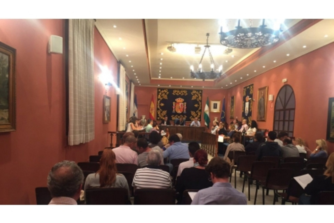 UNANIMINAD ENTRE GOBIERNO, PARTIDOS POLÍTICOS Y TRABAJADORES PARA LA ORGANIZACIÓN MUNICIPAL DE LOS RECURSOS HUMANOS