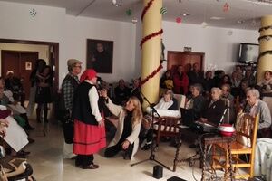 LA RESIDENCIA DE ANCIANOS LA MILAGROSA CELEBRA LA NAVIDAD DE UNA MANERA ESPECIAL