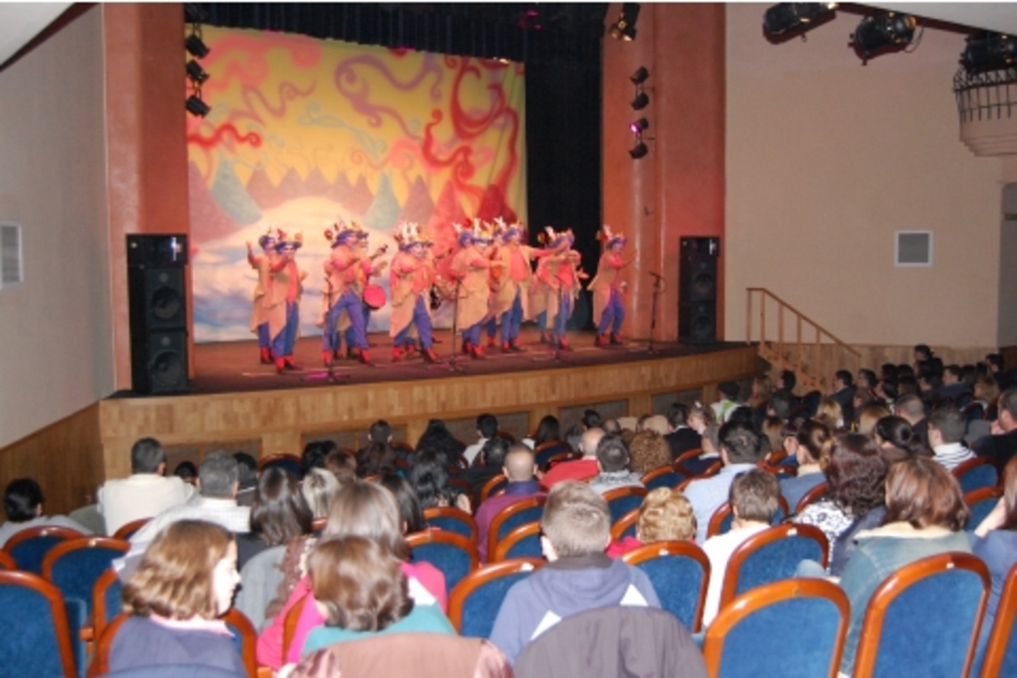 COMIENZA EL XXX CONCURSO REGIONAL DE AGRUPACIONES CARNAVALESCAS