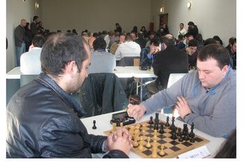 CIENTOS DE JUGADORES COMPITEN EN EL XXXIII OPEN INTERNACIONAL DE AJEDREZ CELEBRADO EN ALCALÁ