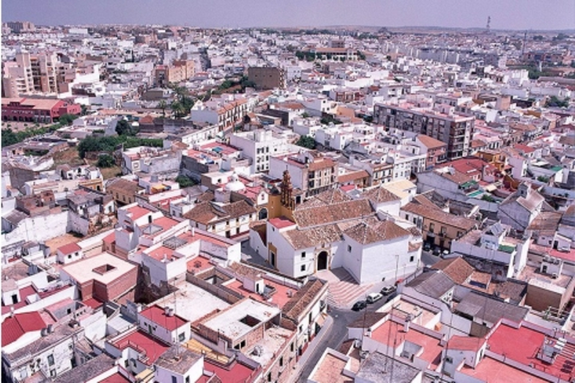 LA ALCALDESA PONDRÁ EN MARCHA BONIFICACIONES A LA REHABILITACIÓN DE VIVIENDAS COMO PARTE DEL PLAN DE REVITALIZACIÓN DEL CENTRO