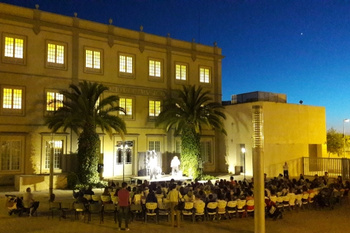 EL TEATRO EN LA TORRE MOCHA  Y LOS ESPECTÁCULOS INFANTILES EN LA HARINERA EXPERIMENTAN LLENOS CON TODAS LAS PLAZAS RESERVADAS