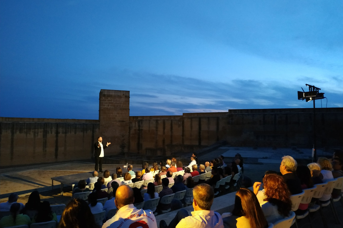 #Noctaíra19 abre el ciclo teatral en la fortaleza medieval alcalareña con `Un Castillo para el teatro´