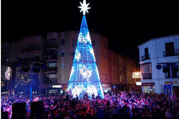 Bienvenida a la Navidad con una fiesta familiar para el encendido de casi 700.000 lámparas