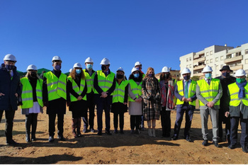 Primera piedra del nuevo IES de Alcalá, que será uno de los más grandes y mejor dotados de Andalucía