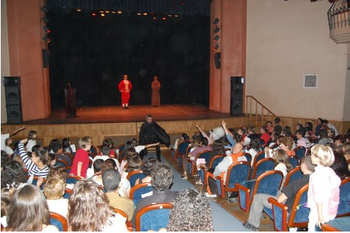 UNA DRAMATIZACIÓN DE ESCENAS MÍTICAS DE CINE INAUGURARÁ MAÑANA LA XVIII MUESTRA DE TEATRO MUÑOZ CASTILLEJO