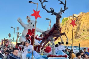 ​El cortejo de la Cabalgata de Reyes Silos pone fin a la festividad del 6 de enero