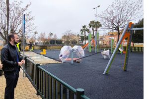 ​La Plaza del Rey contará con una zona de de nuevos elementos y juegos infantiles ampliada