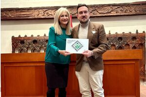 Alcalá de Guadaíra renueva su compromiso con la  Red Andaluza de Teatros Públicos