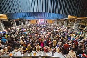 La lluvia no aguó la Fiesta del Carnaval de Alcalá (galería)