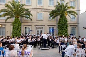 La Harinera del Guadaíra rebosó de talento y acordes con el VI Festival de Bandas de Música ‘Ciudad de Alcalá’