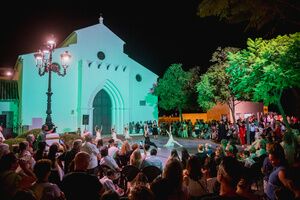Una Noche de San Miguel llena de público en el corazón del Castillo pone el broche de oro a la X edición de Noctaíra